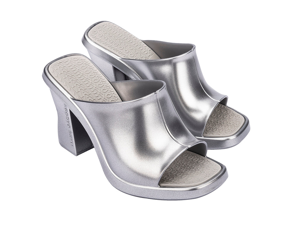 MELISSA MULE + MARC JACOBS AD - SILVER/GREY