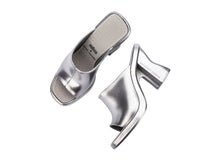 MELISSA MULE + MARC JACOBS AD - SILVER/GREY