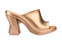 MELISSA MULE + MARC JACOBS AD - GOLD/BEIGE